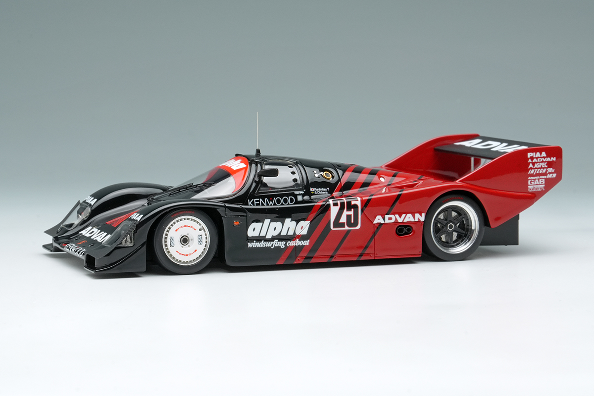 Make Up Co., Ltd. / Porsche 962C 