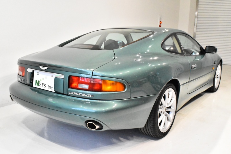 アストンマーティン DB7 V12Vantageクーペ 正規モデル 後期型 ベージュ