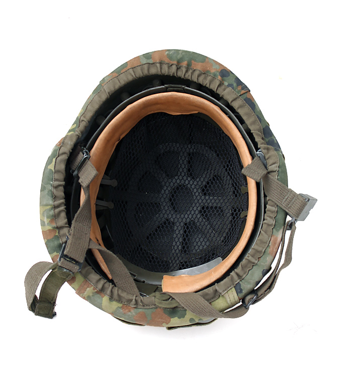 ドイツ BW(連邦軍) 現用ケブラーヘルメット/F.カモカバー付/55-57/実物
