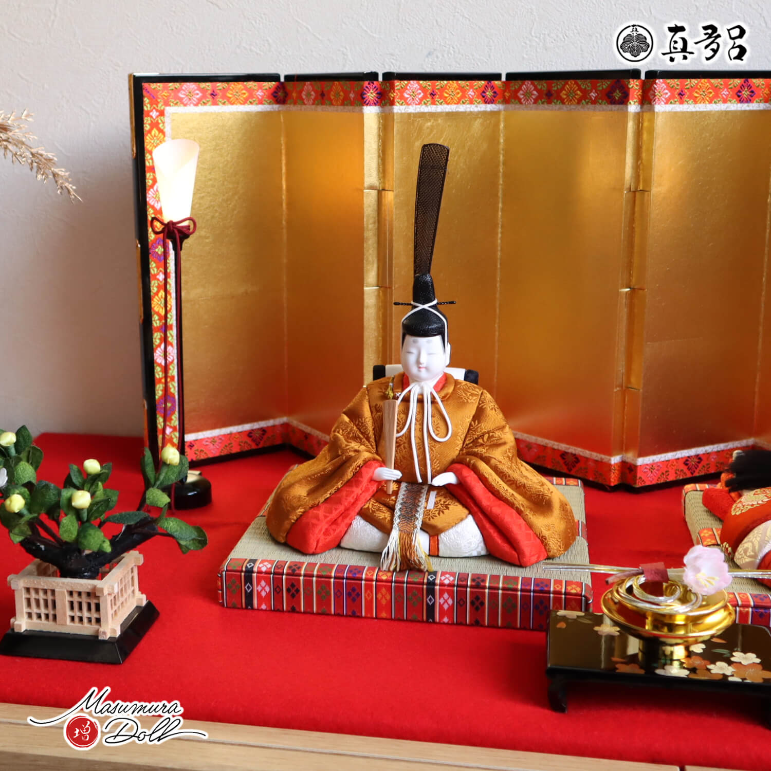 新作 伝統的工芸品 三世・金林真多呂作 伝産・華麗雛 黄櫨染 本仕立箔