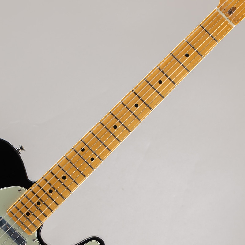 American Professional II Telecaster /Black/Maple Fingerboard