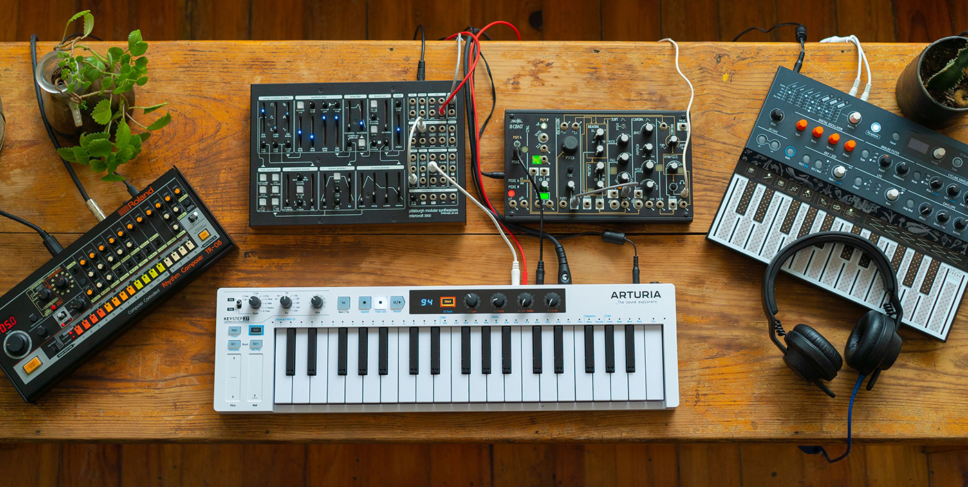 ARTURIA KeyStep Black Edition復活！ポータブルキーボードを再定義
