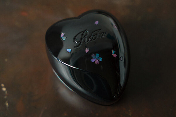 富山×螺鈿×ReFa HEART BRUSH「ReFa HEART TOYAMA（リファハート富山