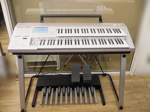 YAMAHAエレクトーン「STAGEA D-DECK PACKAGE」(中古)の紹介 | スタッフ
