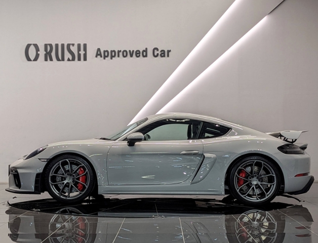 ポルシェ718ケイマン GT4 スポエグ PASM フルバケットシート