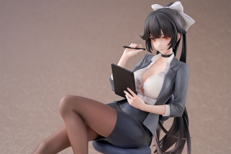 フィギュア専門店 -ソダチトイズ / AniGame アズールレーン 高雄 OL