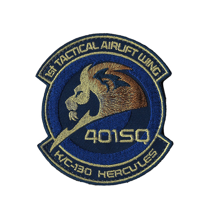 lionb700.jpg