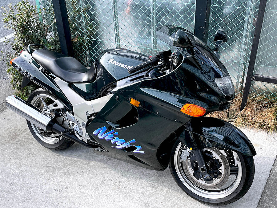 KAWASAKI Ninja ZX-11 D型 – 京都のバイクショップSPEC-M（スペック