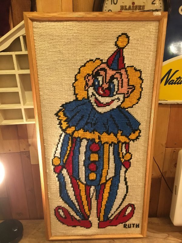 Clown Vintage Wall Tapestry ビンテージ ピエロ クラウン 刺繍
