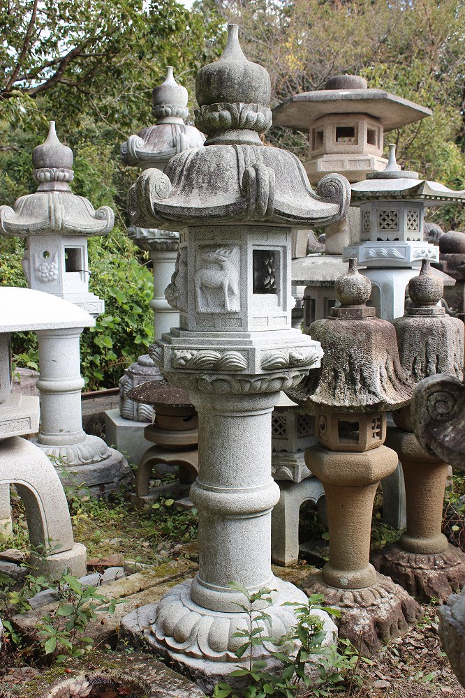 春日の製品案内愛知県岡崎市の石灯篭・水鉢蹲など石材製品の製造販売