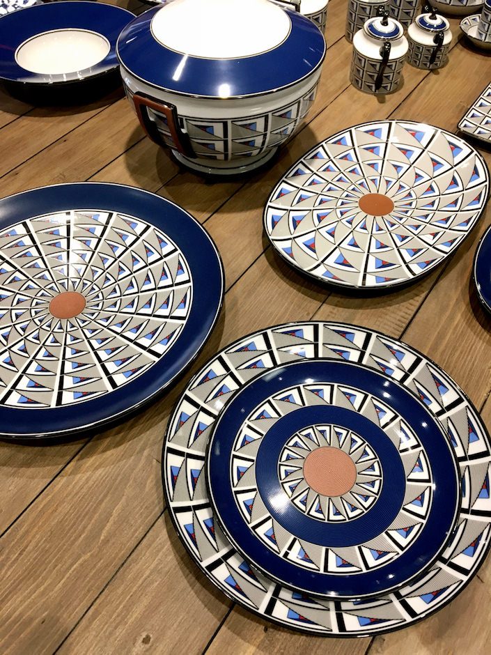 The Always Right Blue and White Table - Quintessence