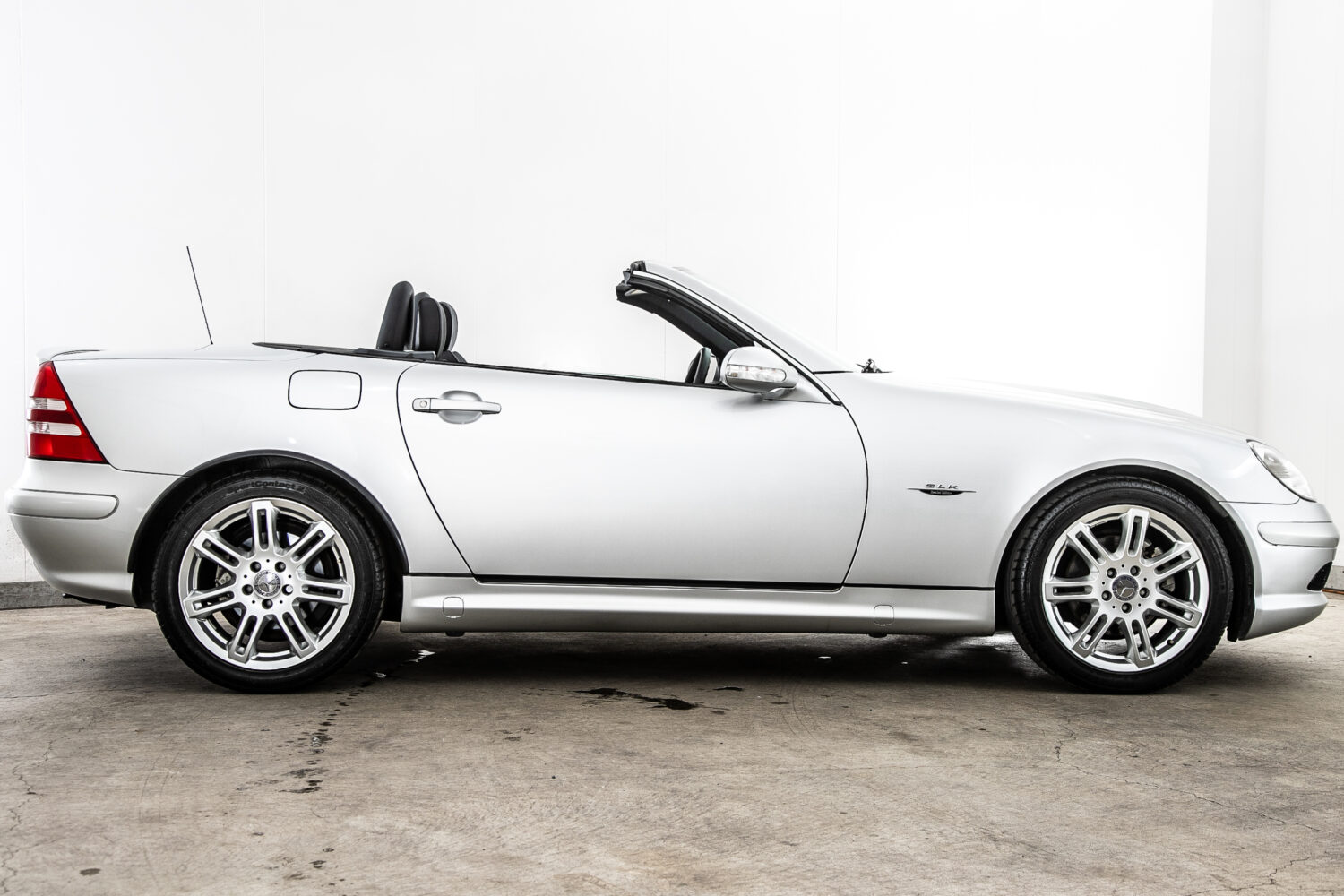 メルセデス・ベンツ SLK230 コンプレッサー スペシャルED｜在庫車情報