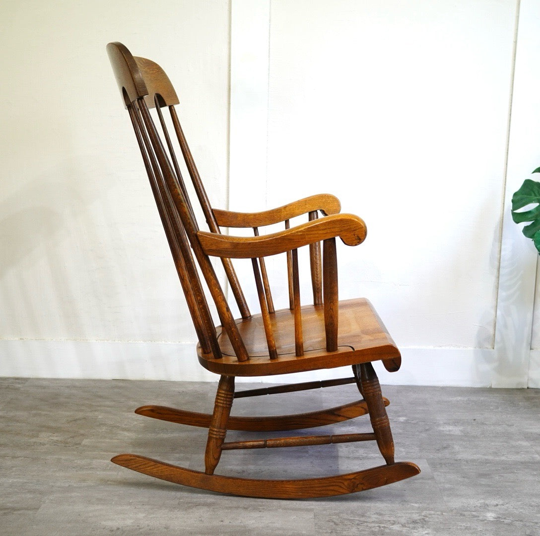 飛騨産業 / HIDA 穂高 ロッキングチェア キツツキマーク 中古 揺れ椅子