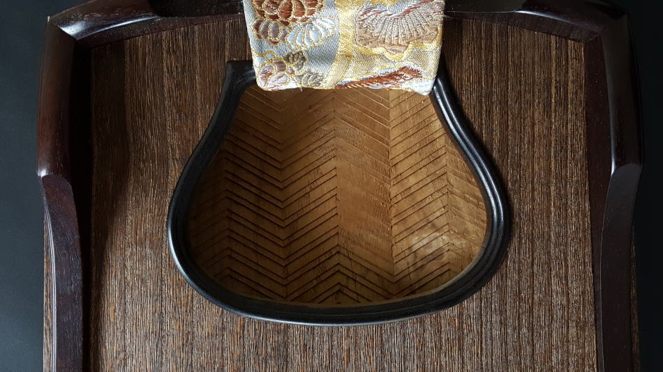 厳選中古品 琴）くり甲琴・玉縁紅木巻【和楽器市場・本館】