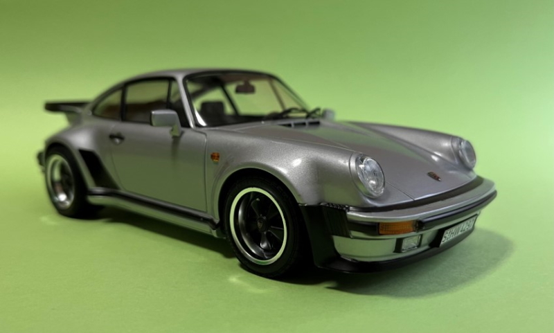 ポルシェ911ターボ'88 (タミヤ1/24)＞ 特集 ポルシェ＞2022年9月号
