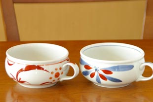 砥部焼の和食器 梅山窯のスープカップ 【砥部工房 からくさ】