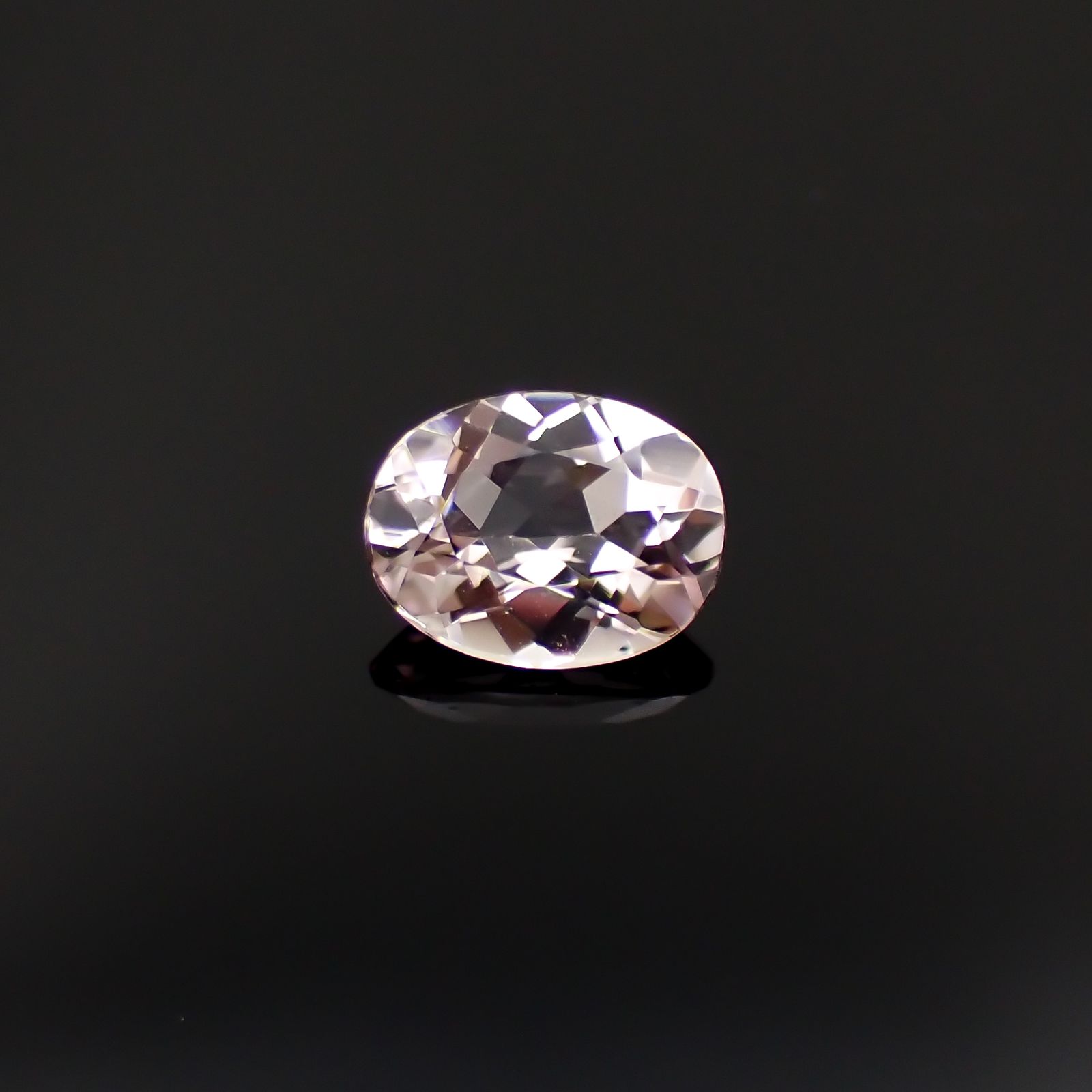 モルガナイト(宝石名モルガナイト)ナイジェリア産 1.13ct 識別済