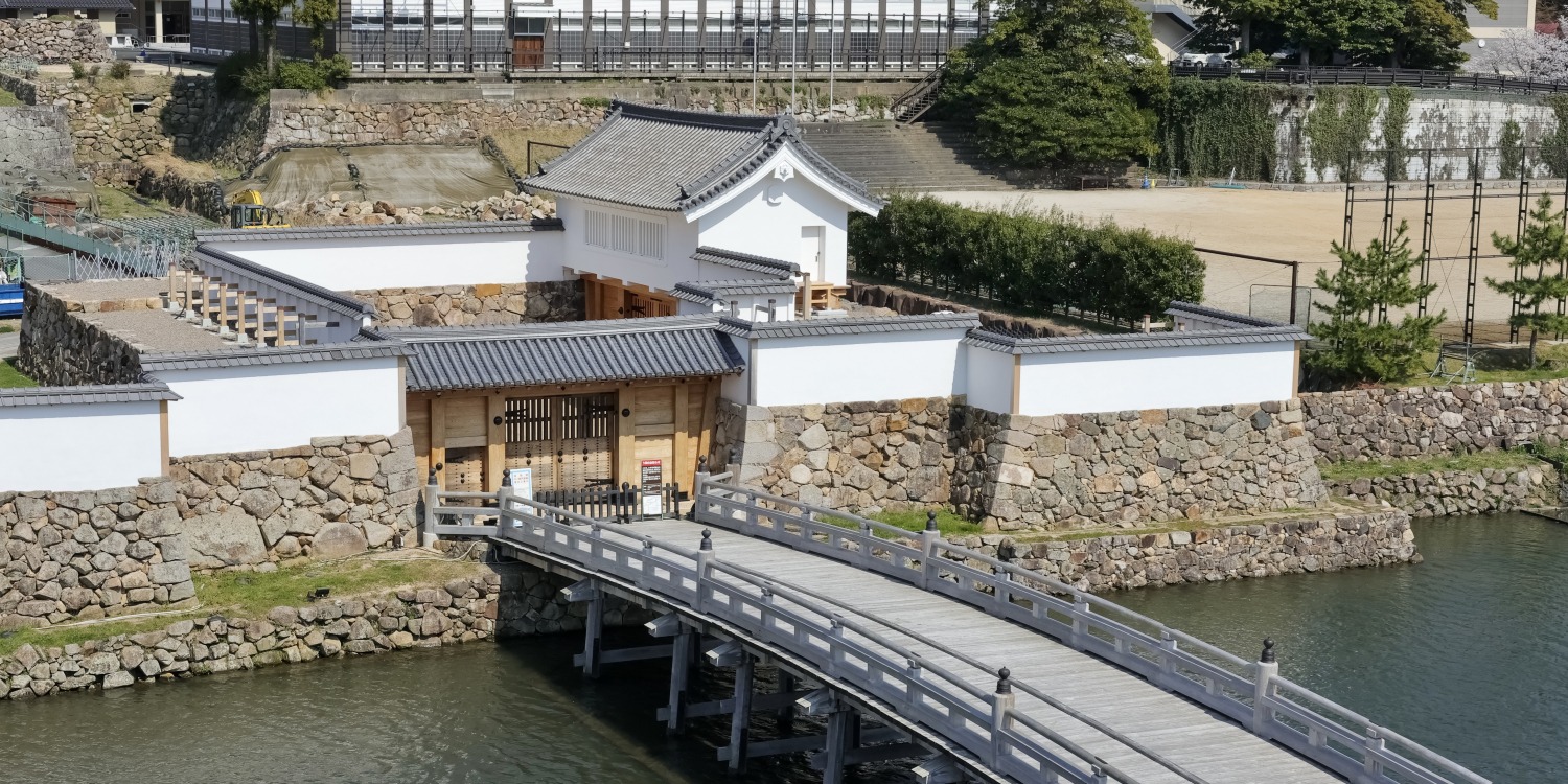 鳥取城跡 「日本（ひのもと）にかくれなき名山」に築かれた城 ｜特集