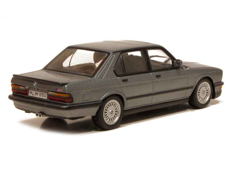 BMW - M5/ E28 1987 - AUTOart - 1/43 - Autos Miniatures Tacot