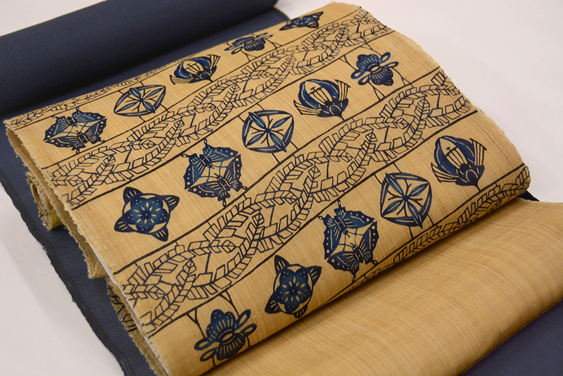城間栄順作 藍型染め 芭蕉布 帯 | 玉川屋呉服店