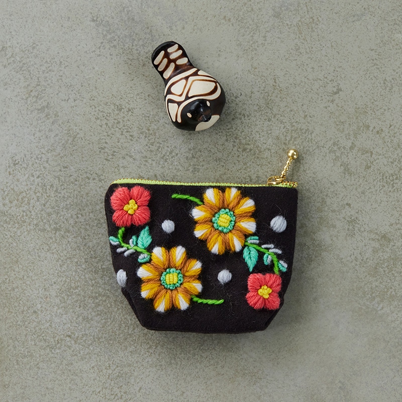 ペルーの伝統工芸 アヤクーチョ刺繍: キット｜手づくりタウン by 日本