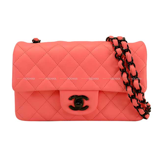 CHANEL シャネル ショルダーバッグ ミニ マトラッセ 20 ココマーク