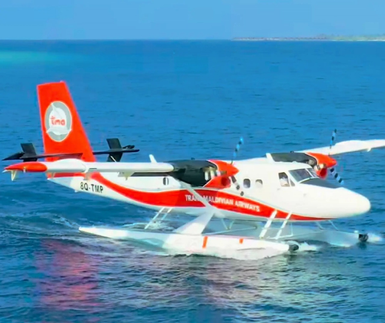 タイ初の水上飛行機プロジェクト始動。クラダン島で実証実験。 | タイ