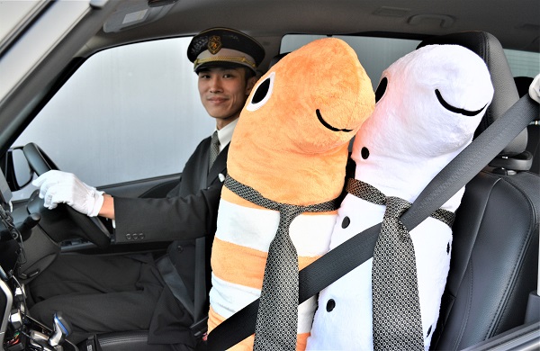 チンアナゴのぬいぐるみを乗せた「チンアナタクシー」が京都に出没