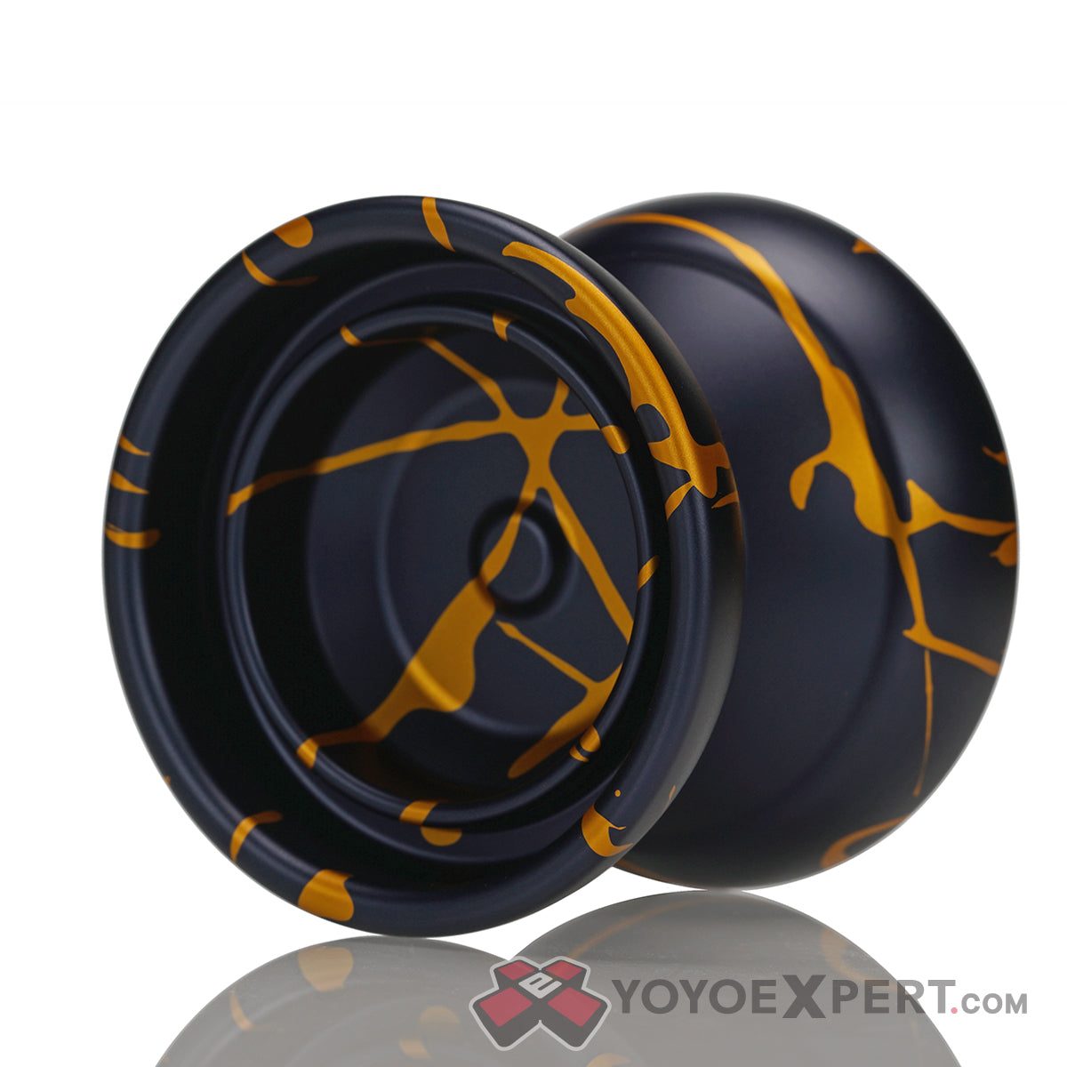 Leaf yo-yo by CLYW