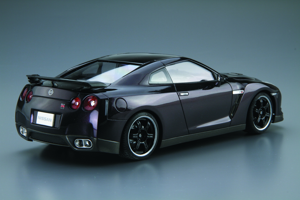 1/24 ニッサン R35 GT-R Spec-V '09 - AOSHIMA SCALE MODEL LINEUP