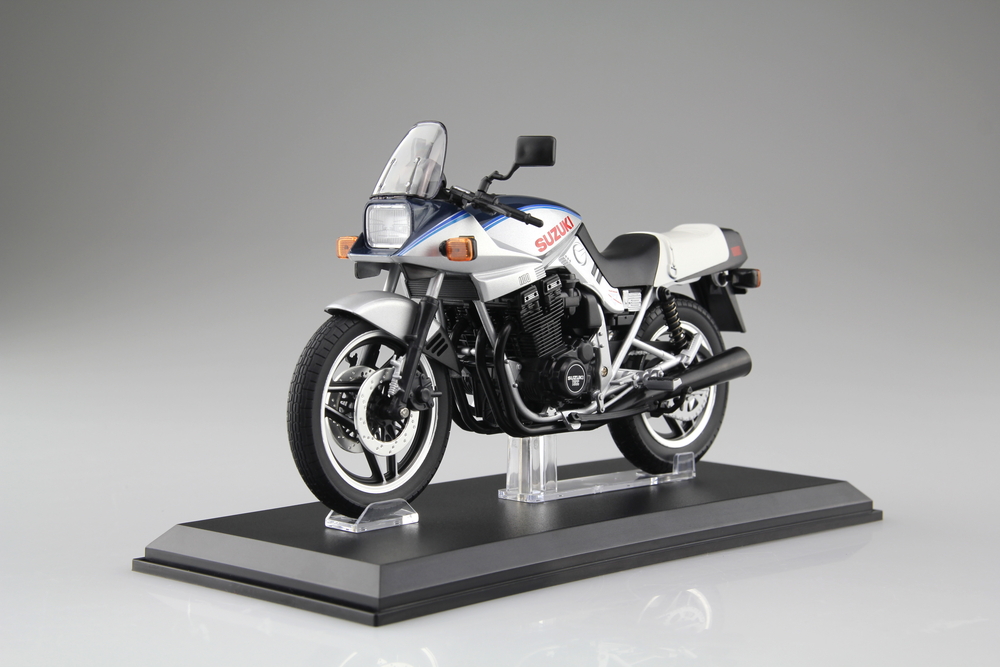 SUZUKI GSX1100S KATANA SD（青／銀） - AOSHIMA SCALE MODEL LINEUP