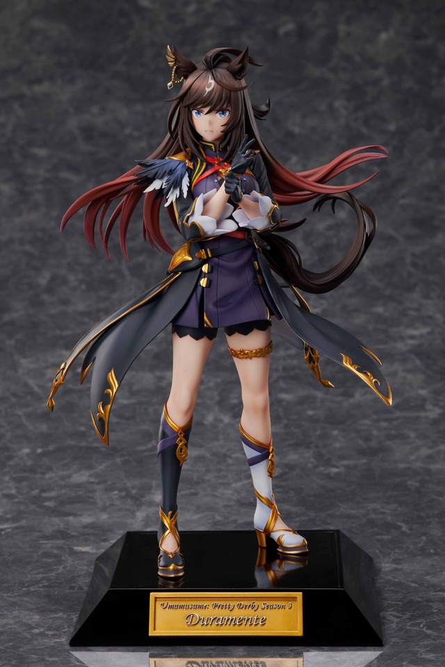 ウマ娘」ドゥラメンテ、初の1/7スケールフィギュア登場！ 強者の風格と