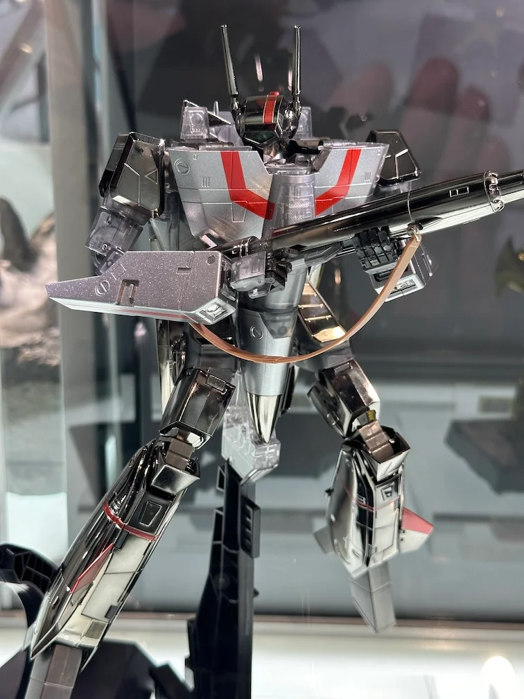 DX Chogokin VF-1J Valkyrie 50th Exclusive - Anime Japan Geek and Games
