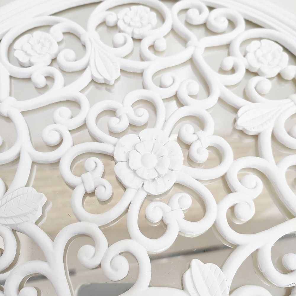 Laura Ashley 未使用品 壁掛けミラー 鏡 インテリアその他 ホワイト