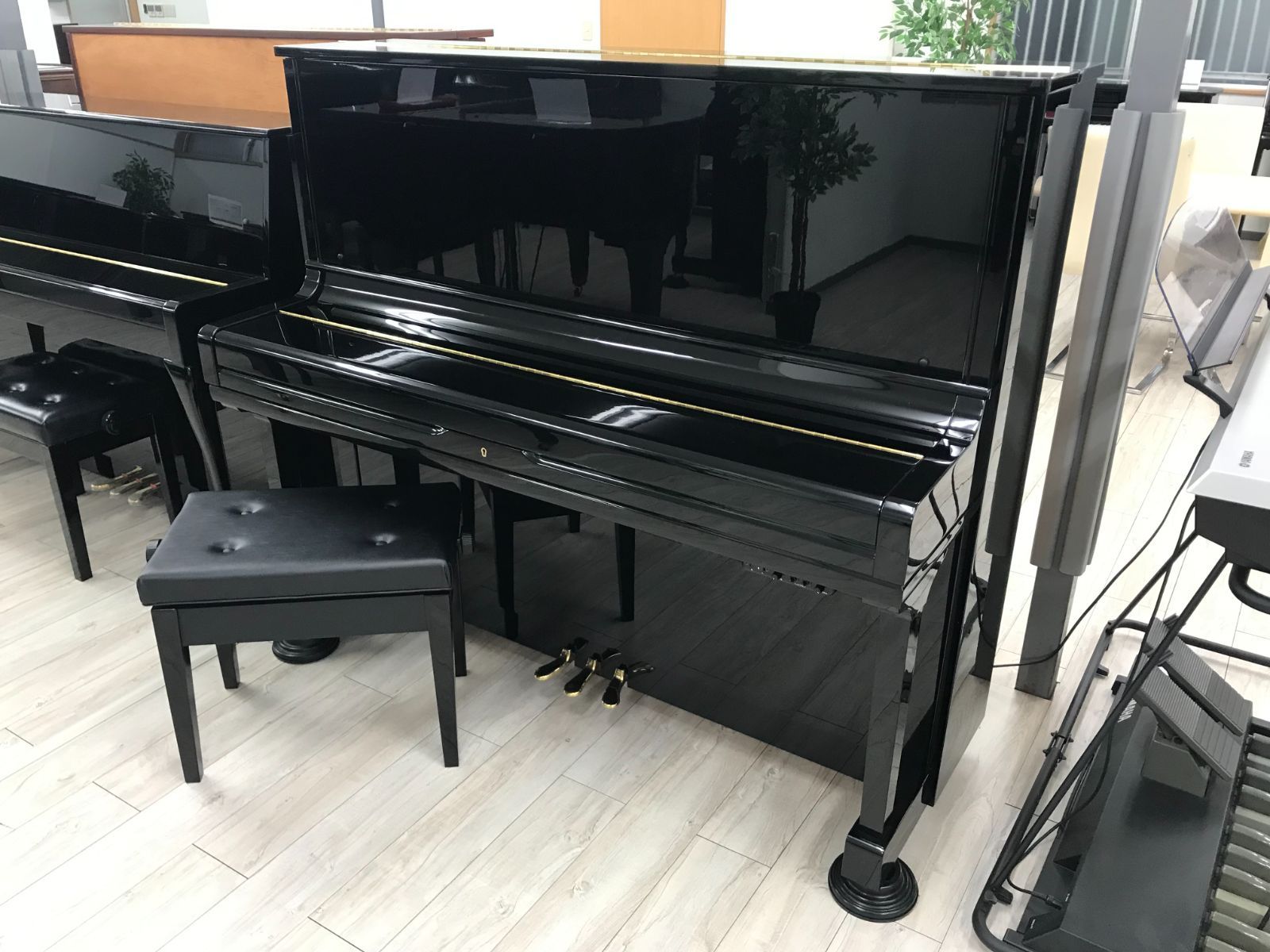☆68336【アップライトピアノ】YAMAHA YUS3SEB 自動演奏・サイレント