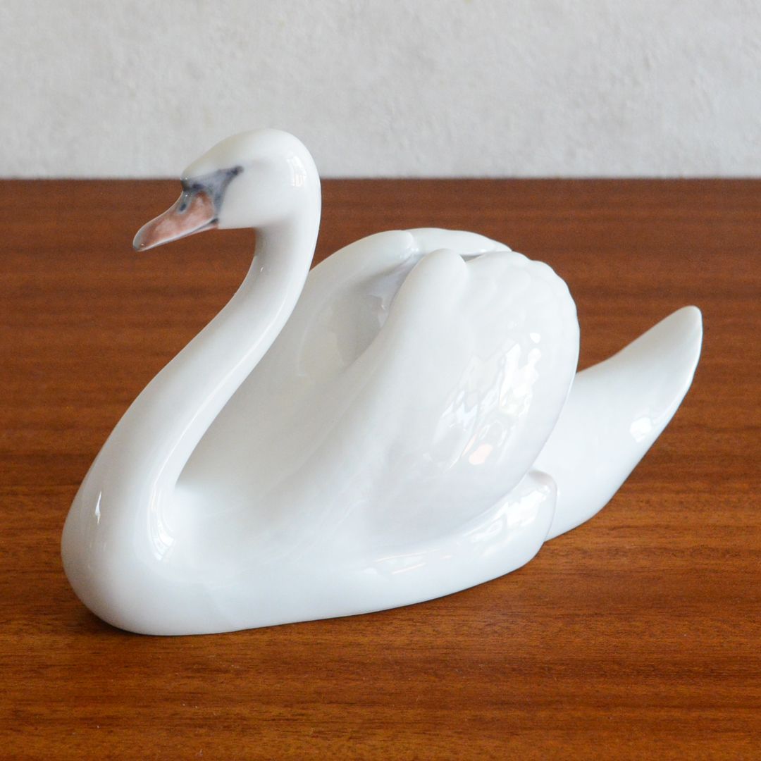 Royal Copenhagen ロイヤルコペンハーゲン フィギュリン Swan 白鳥