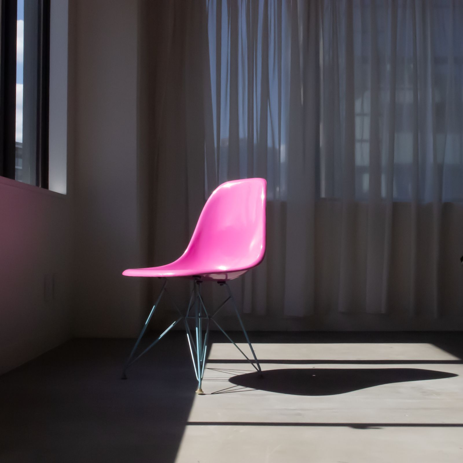 Eames Side Shell Chair ,Eiffel Base vintage イームズチェア