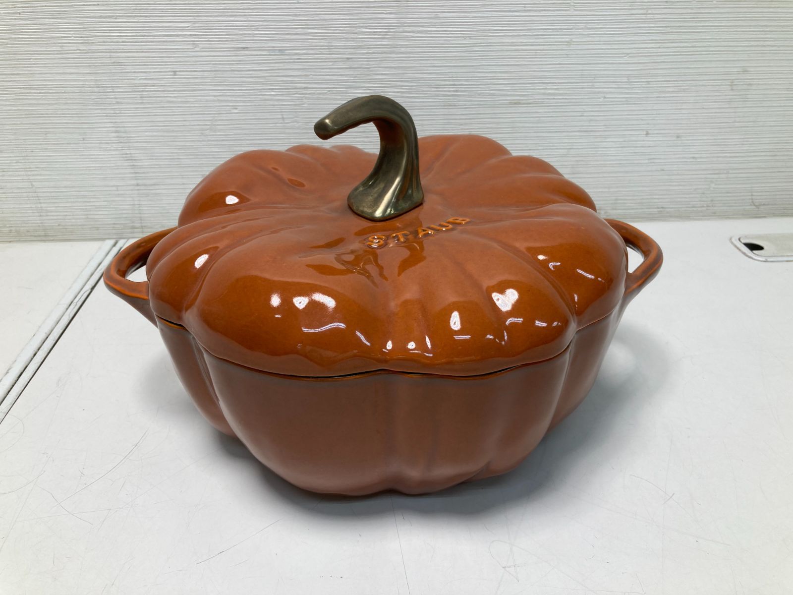 □中古□STAUB ストウブ パンプキンココット シナモン 24cm 両手鍋