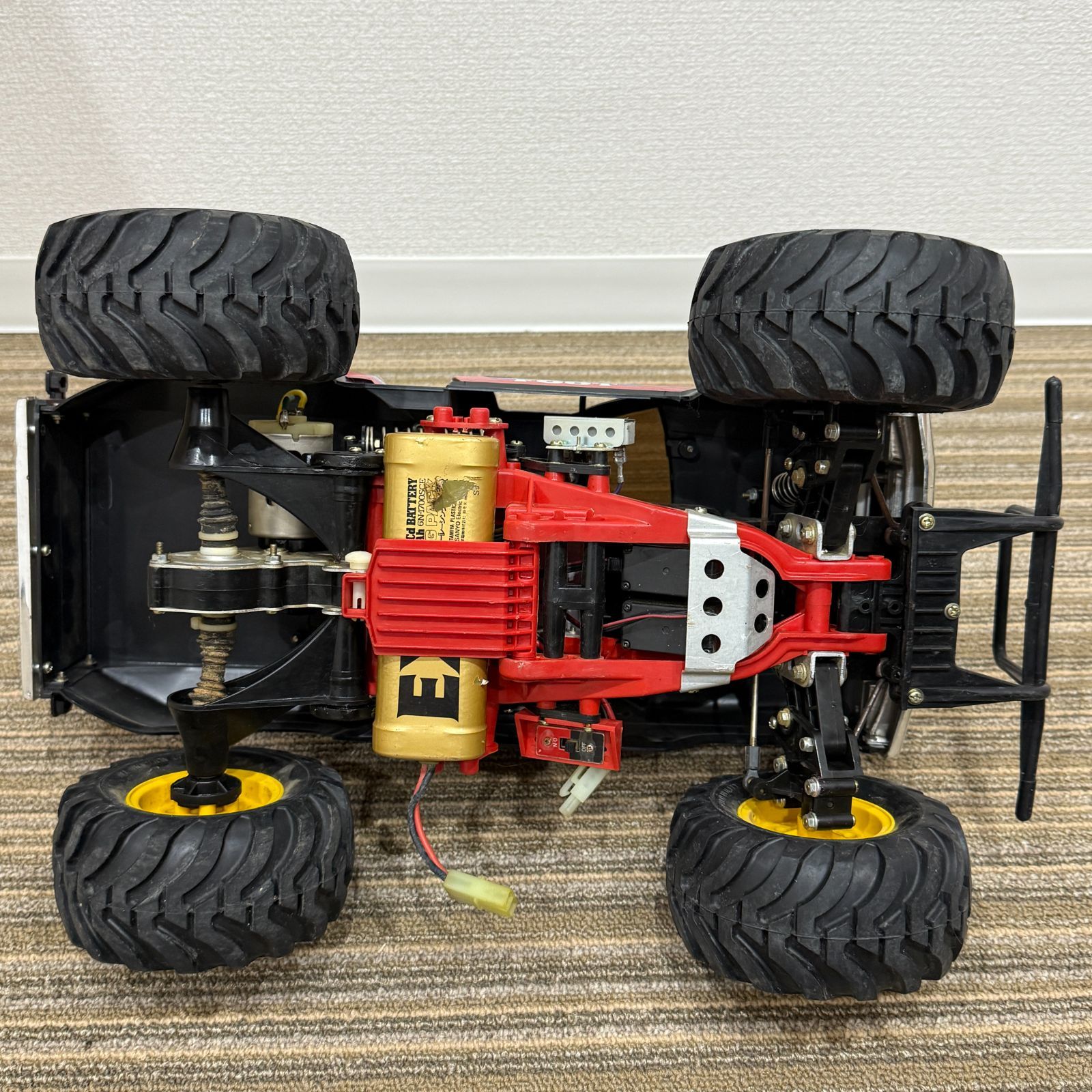 タミヤ ブラックフット RCカー（コントローラー無し）ジャンク品