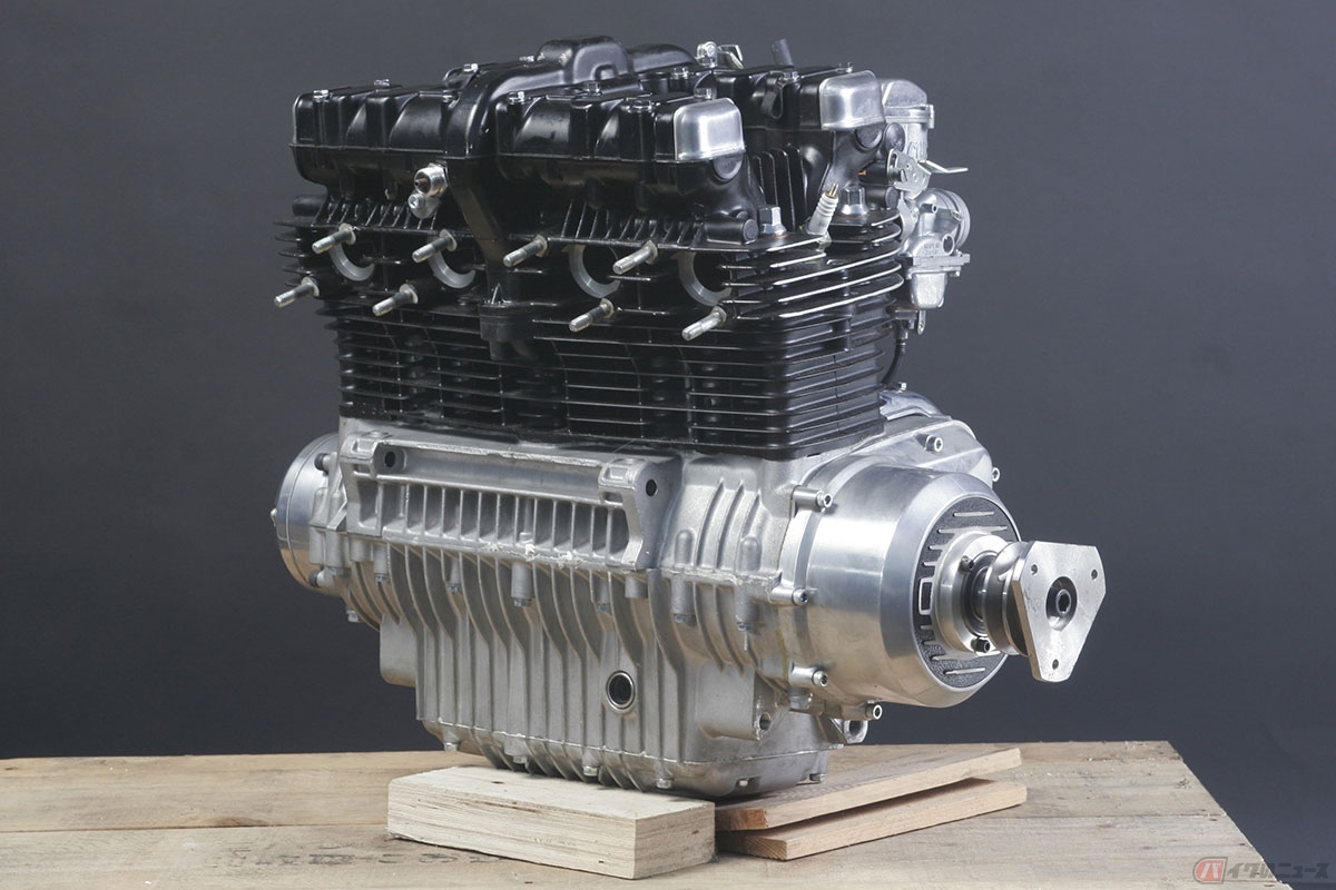 カワサキ「KZ1000MK-II」エンジンベースの改良型は空を飛ぶ!? 木箱入り