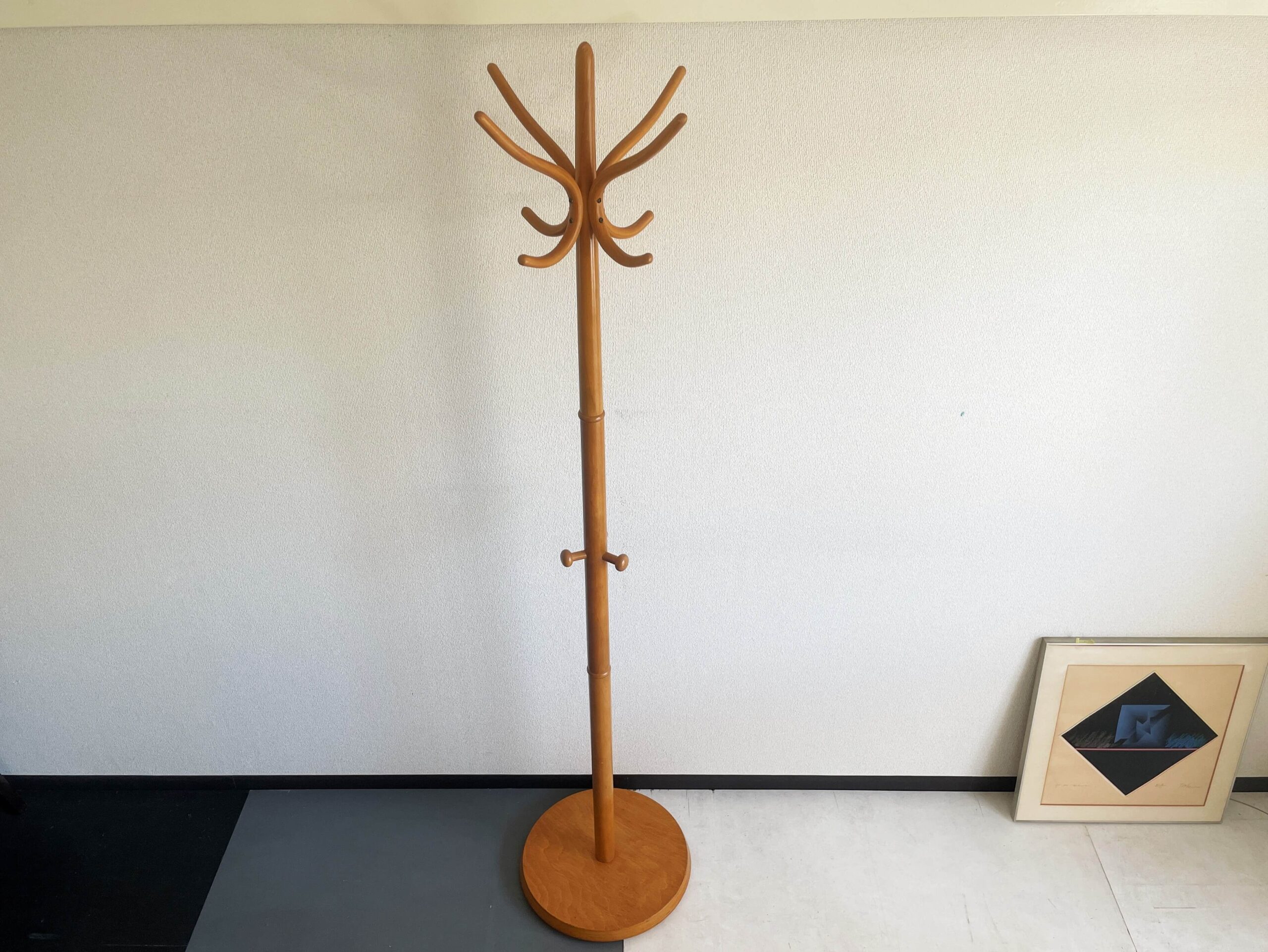No.7274-5「曲木のコートハンガー：秋田木工」SOLD | ボルトナット