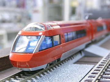 TOMIX 小田急70000形（GSE）にTNカプラーを取り付けよう | railways