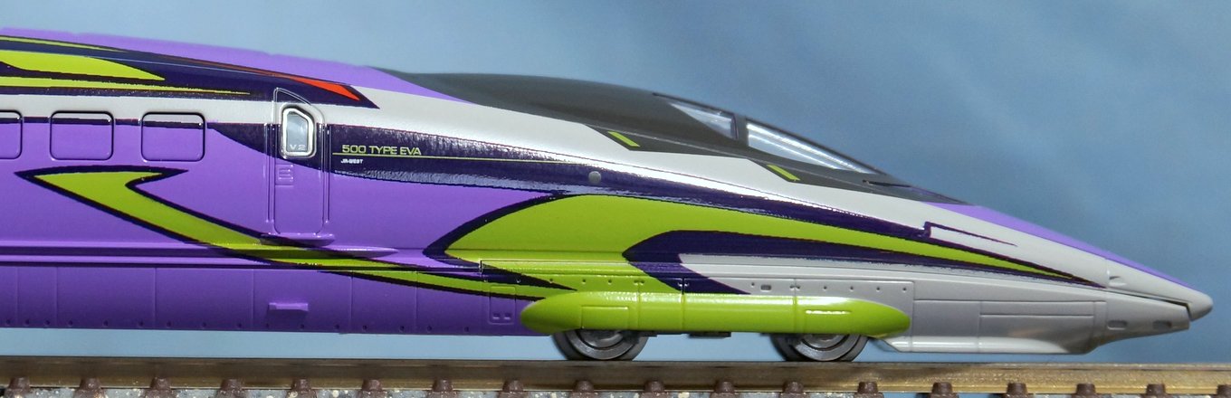 トミックス 500 TYPE EVAをゲット! 塗装に甘さは残るも、色味・造形は