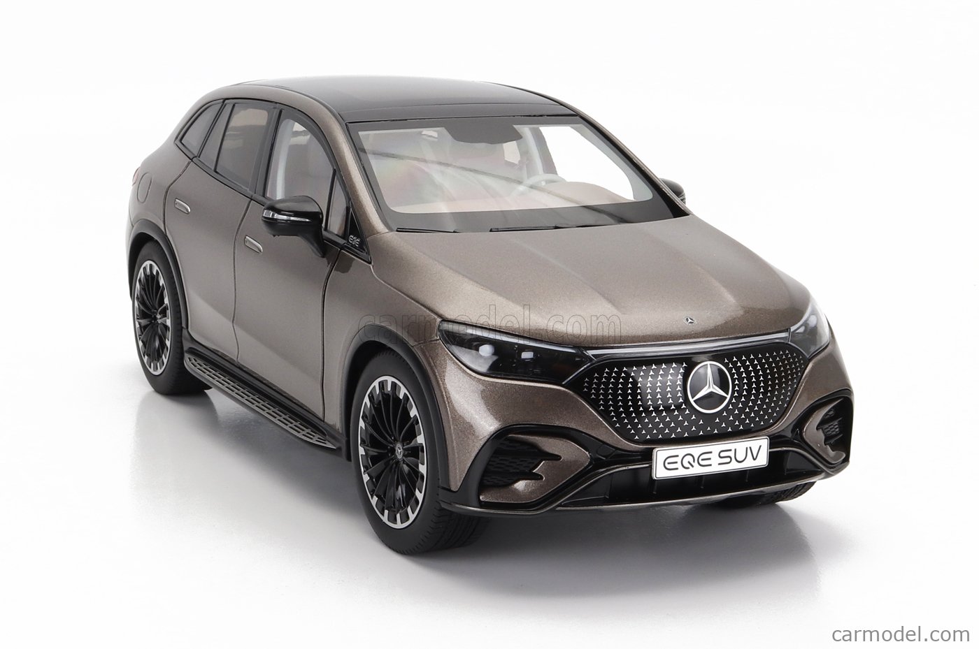 NZG B66960836 Scale 1/18 | MERCEDES BENZ EQE SUV AMG LINE (X294