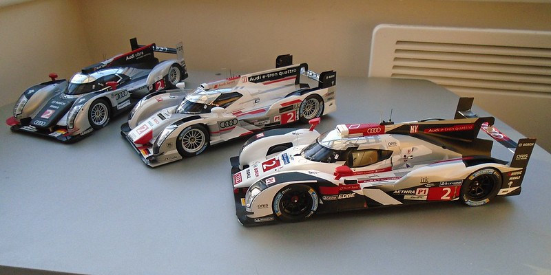 2 Audi R18 e-tron quattro Le Mans 2014 Winner - 1:18 Spark