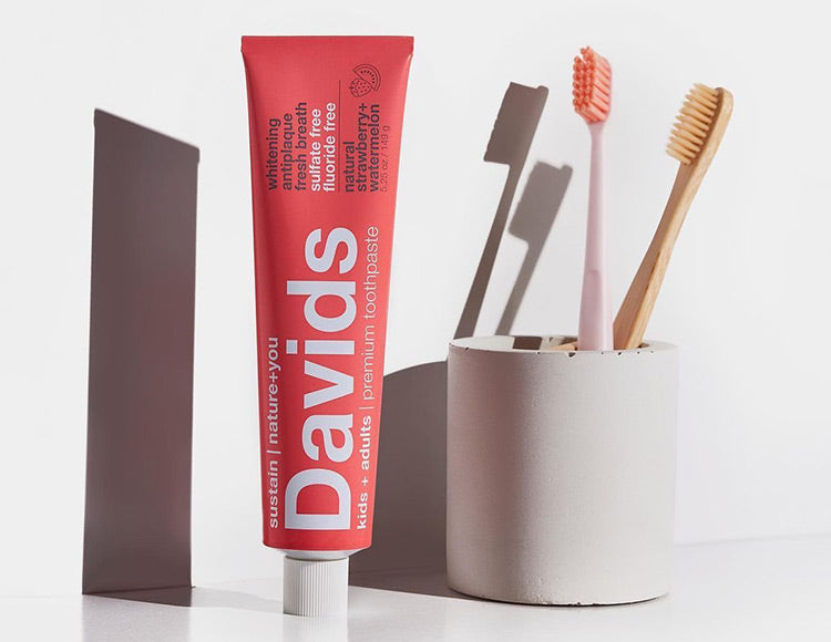 Davids デイヴィッズ ホワイトニングトゥースペースト ストロベリー