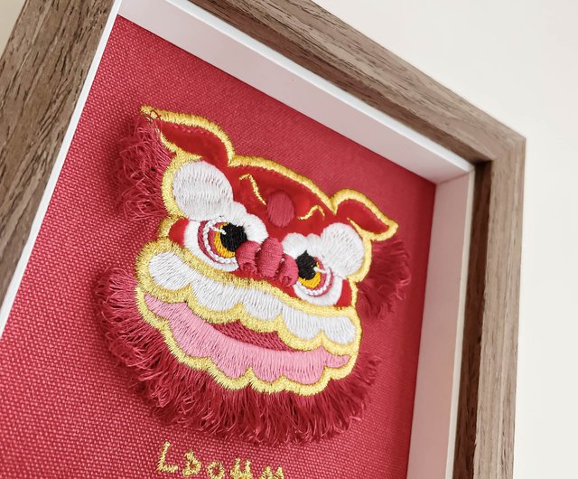 台湾 【縁起の良い獅子通夜】広東省獅子通音刺繍絵画|無垢材|運を呼ぶ
