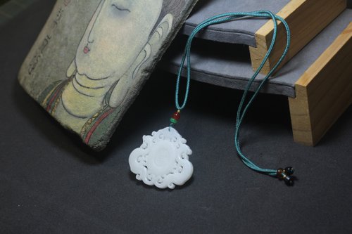 12%OFF】【龍鳳玉佩】逸品 天然和田玉 ペンダント | 古風 縁起物