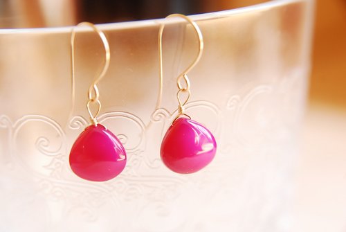 フューシャピンクカルセドニーのピアス 14kgf Ayako's | ピアス