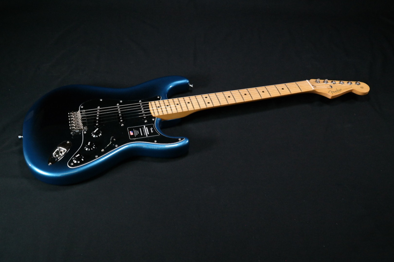 Fender American Professional II Stratocaster - Maple Fingerboard